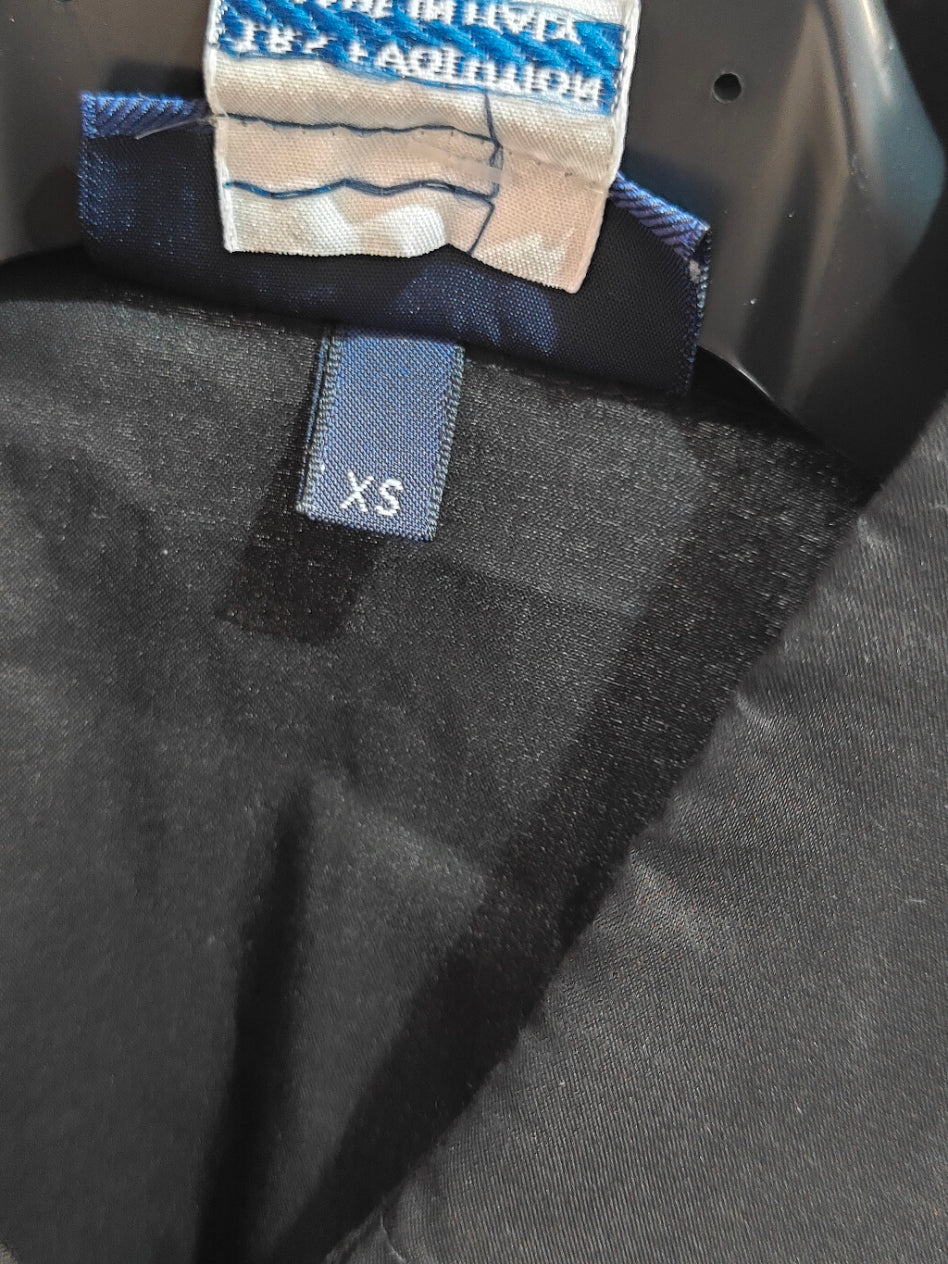 Camicia Trussardi Jeans nera slim fit – Taglia XS .  EURO 20,00